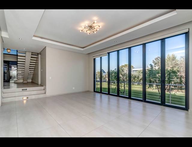 5 BEDROOM GATED ESTATE FOR SALE IN STEYN CITY